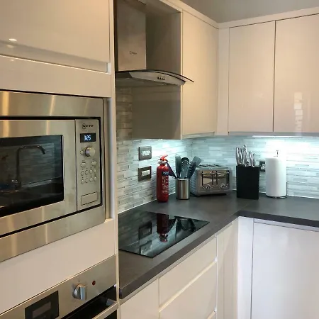 The Cardiff Apartment Exterior photo